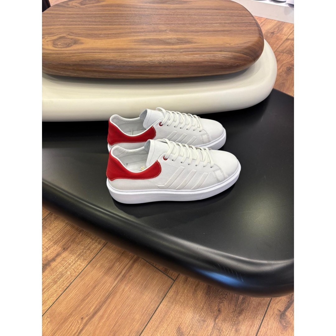 1011 Beyaz Kırmızı Detay Hakiki Deri Erkek Sneakers