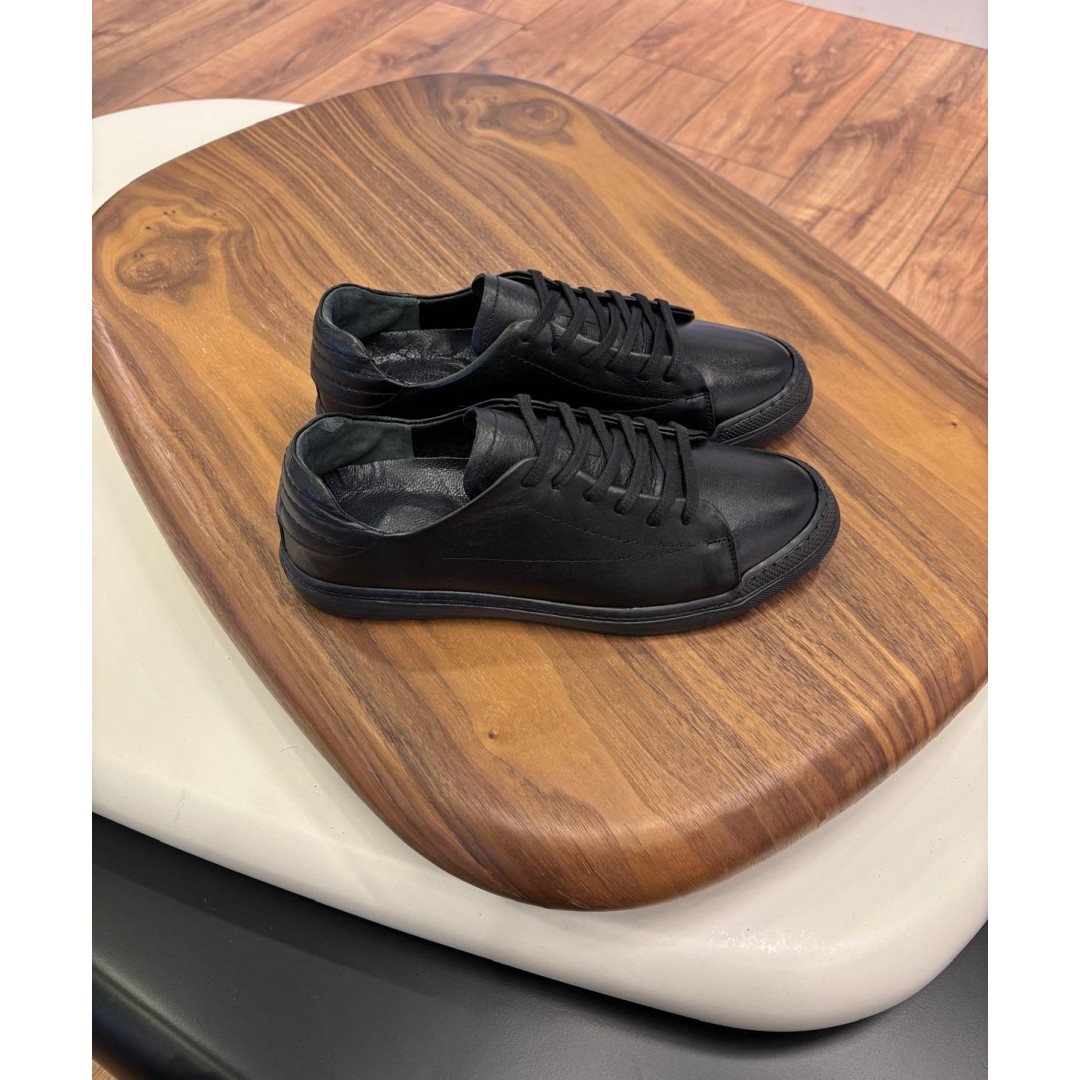 4220 Siyah Dikiş Detaylı Hakiki Deri Erkek Sneakers