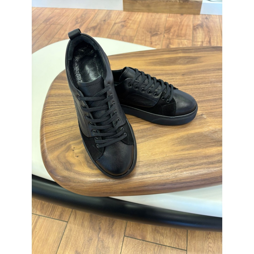 4226 Siyah Süet Detaylı Hakiki Deri Erkek Sneakers