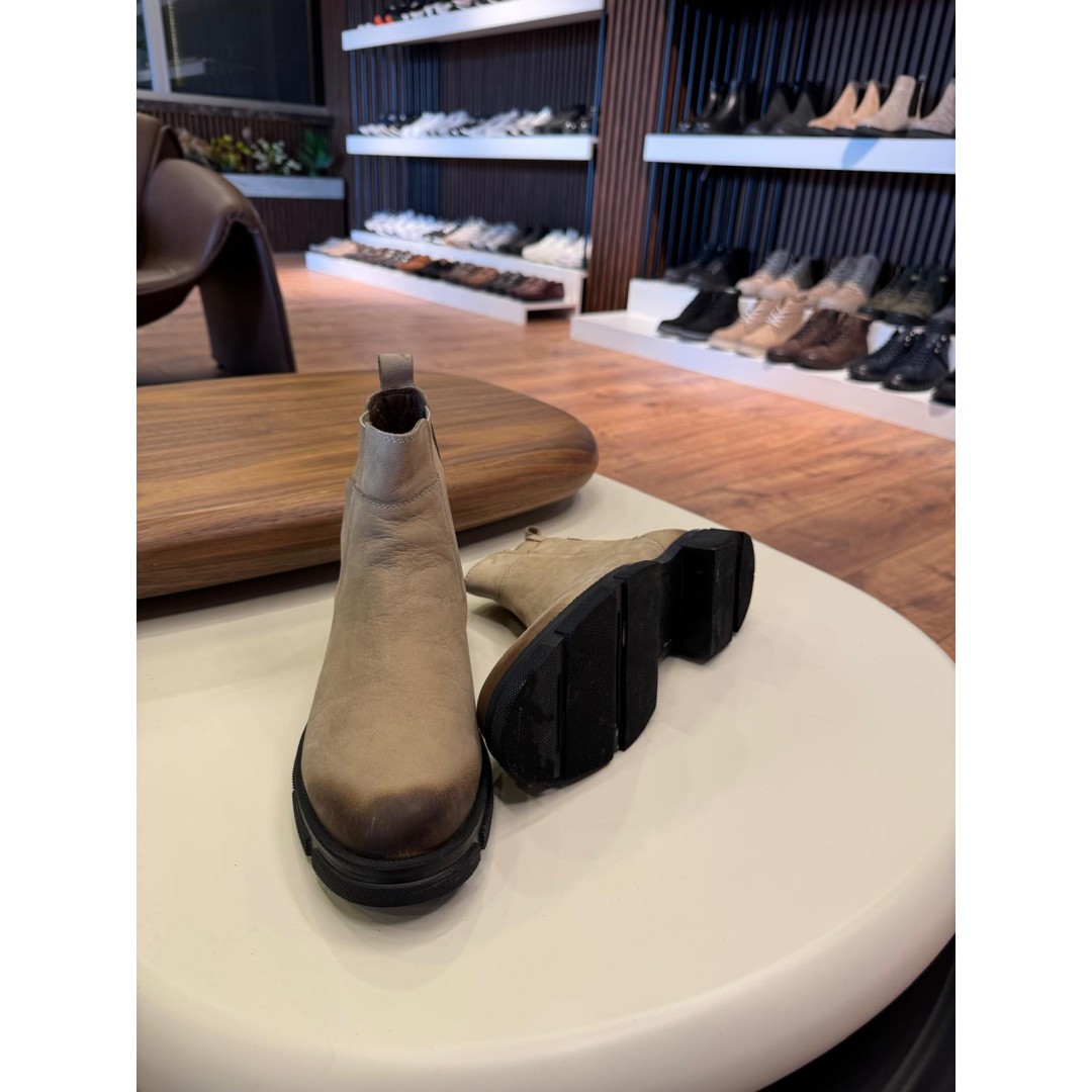 5637 Bej Nubuk Hakiki Deri Bot