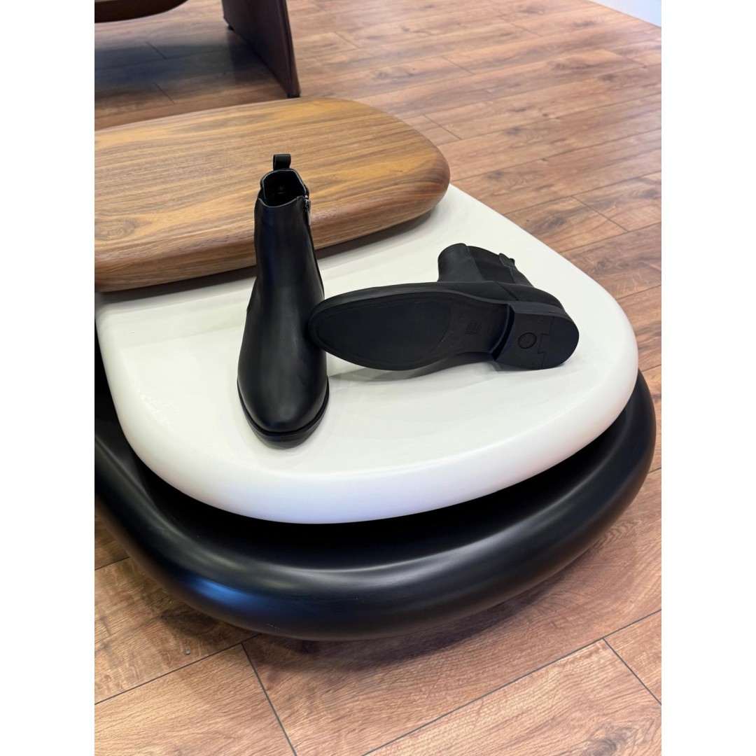 5600 Siyah Cilt Hakiki Deri Bot