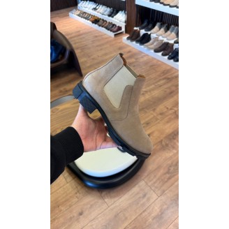 1052 Kısa Bej Nubuk Hakiki Deri Bot