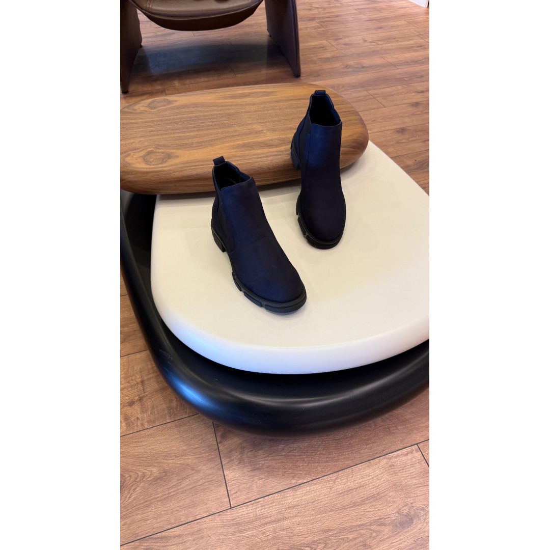 1052 Kısa Lacivert Nubuk Hakiki Deri Bot