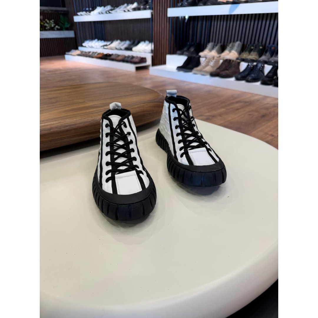 5620 Beyaz Hakiki Deri Bot